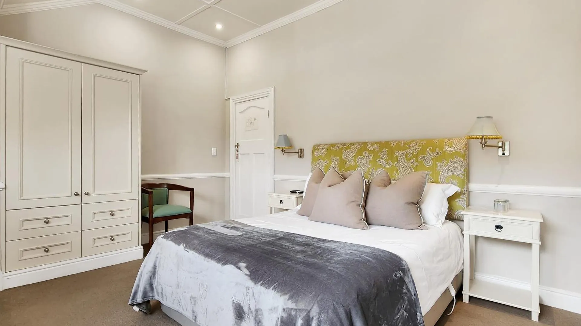 Roodenburg House Hotel Cape Town Guest house